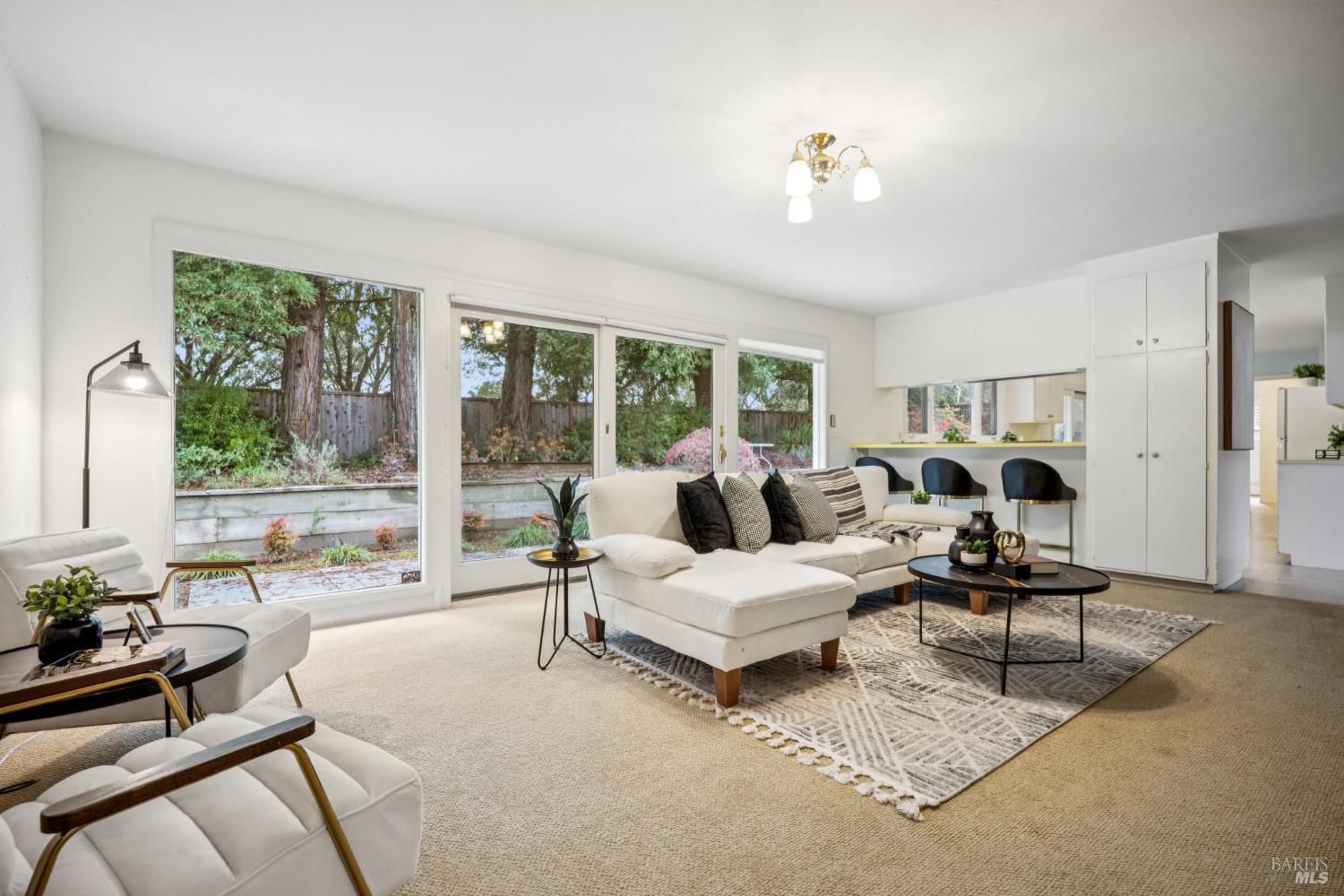 295 Stuyvesant Drive