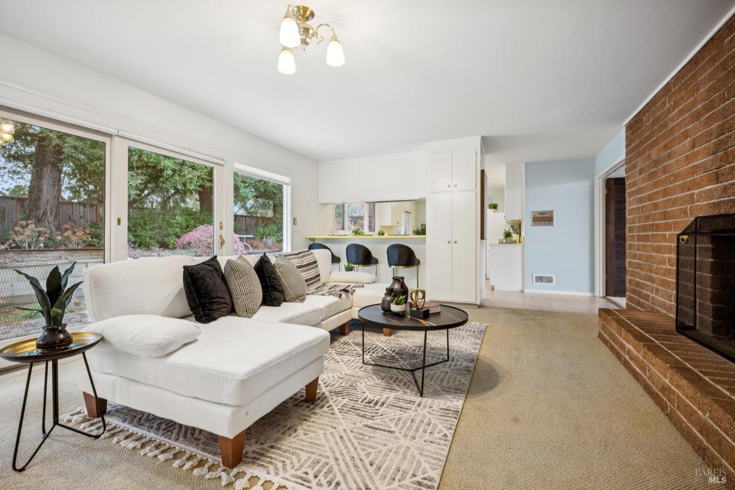 295 Stuyvesant Drive