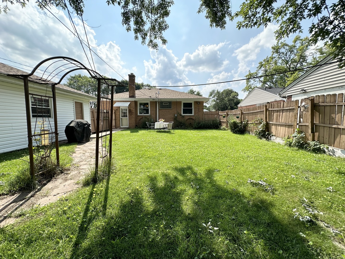1199 Iroquois Drive