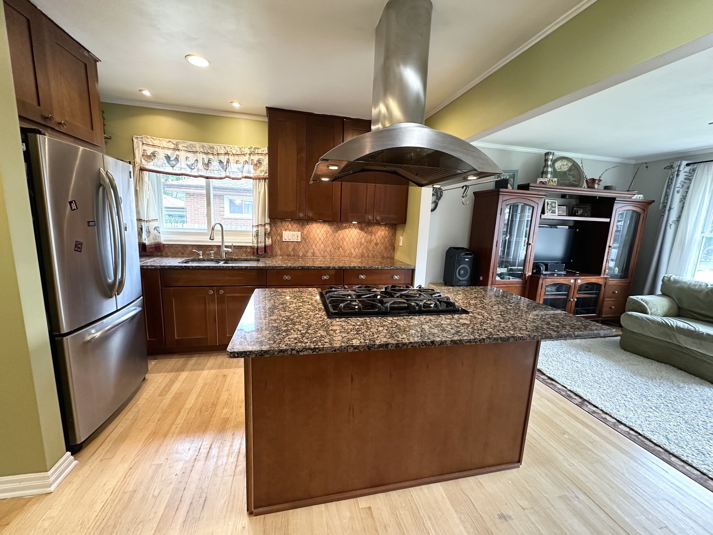 1199 Iroquois Drive