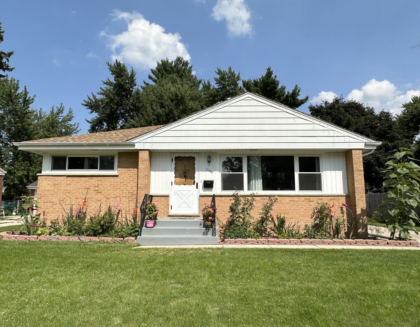 1199 Iroquois Drive