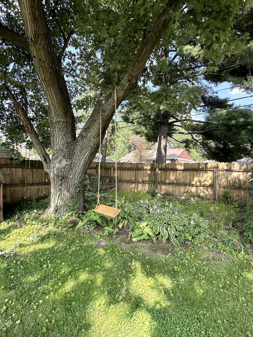 1199 Iroquois Drive
