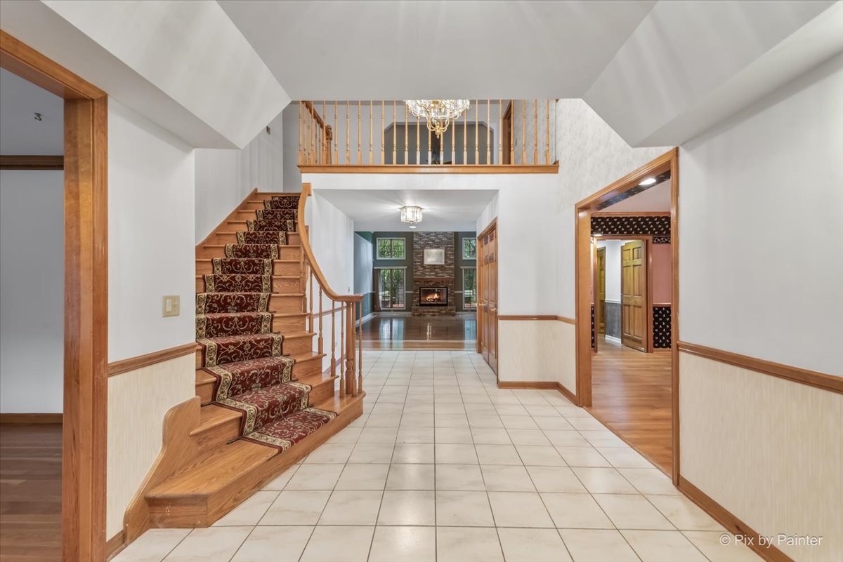 984 W Highland Avenue