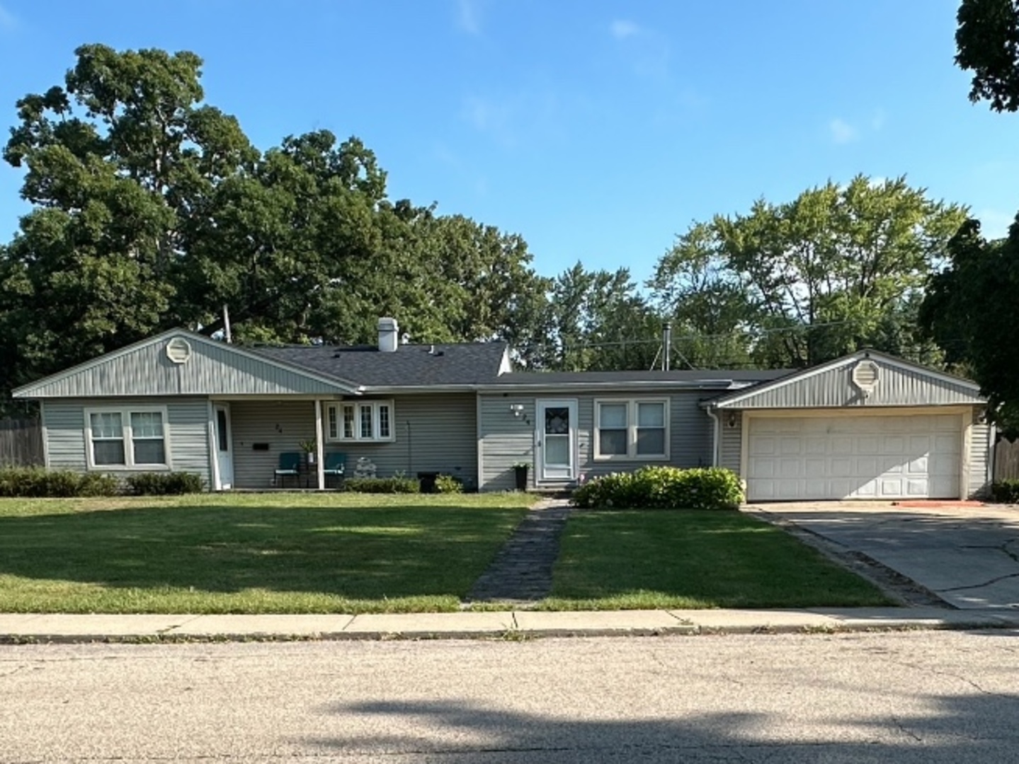24 Sparrow Road