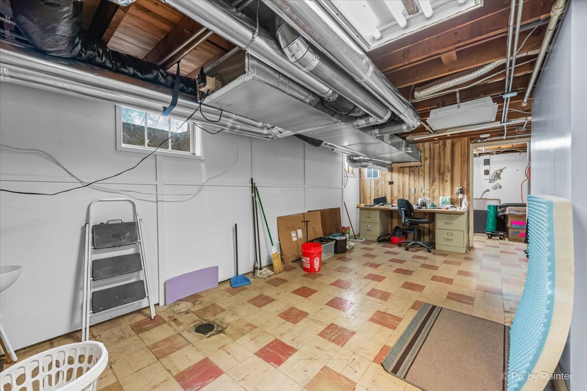105 Carpenter Boulevard