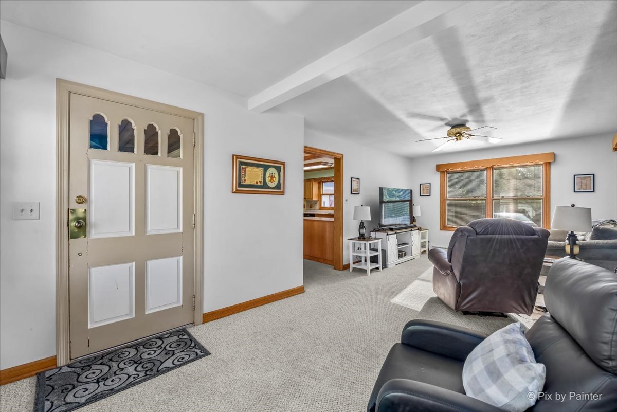 105 Carpenter Boulevard