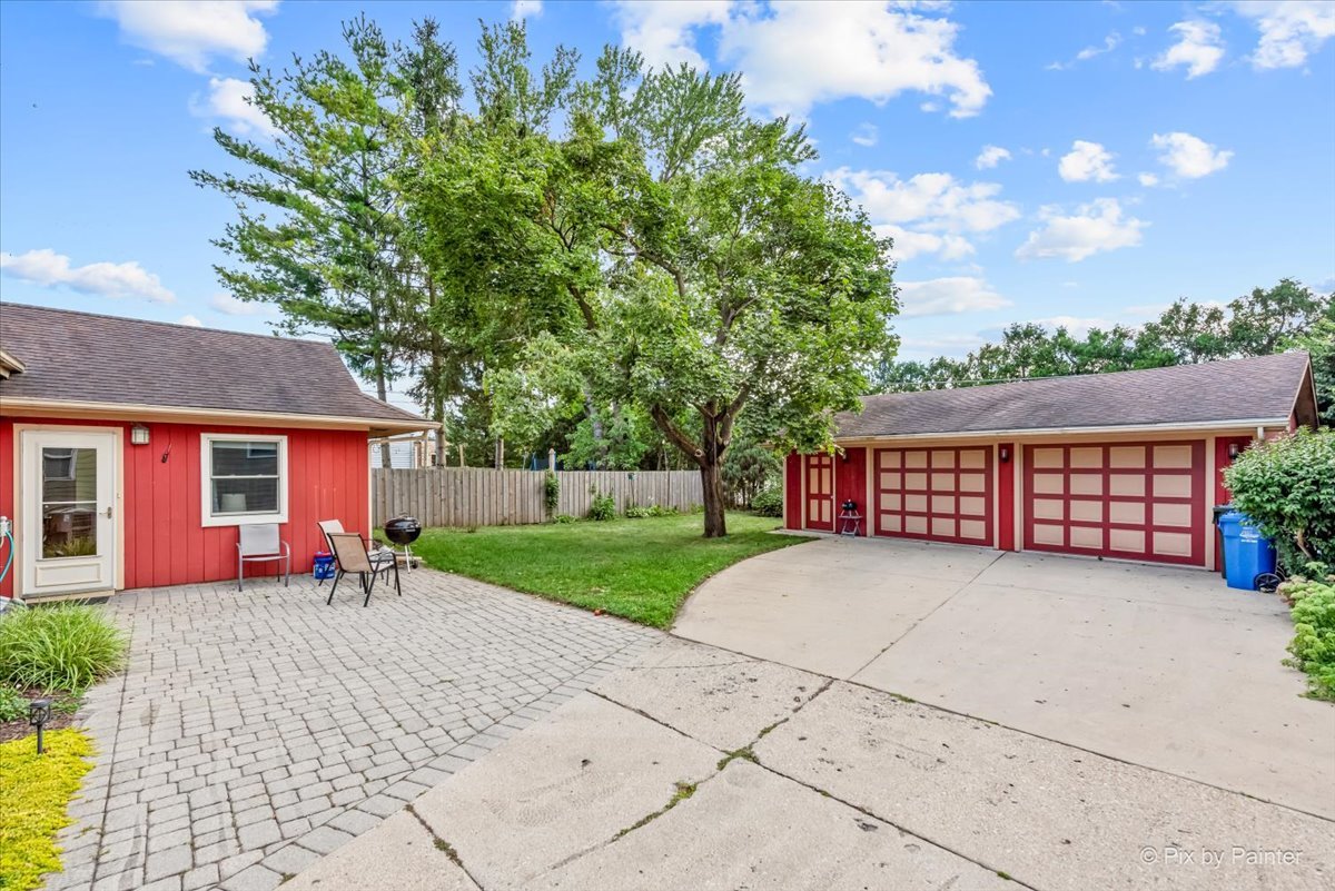 105 Carpenter Boulevard