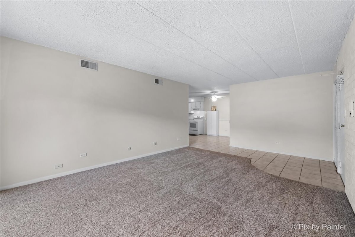 435 Cavalier Court Unit: 305