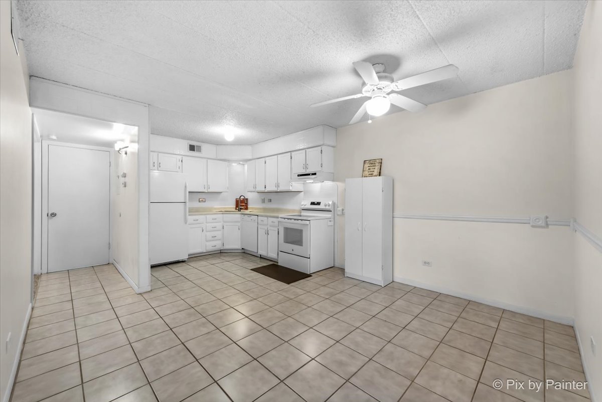 435 Cavalier Court Unit: 305