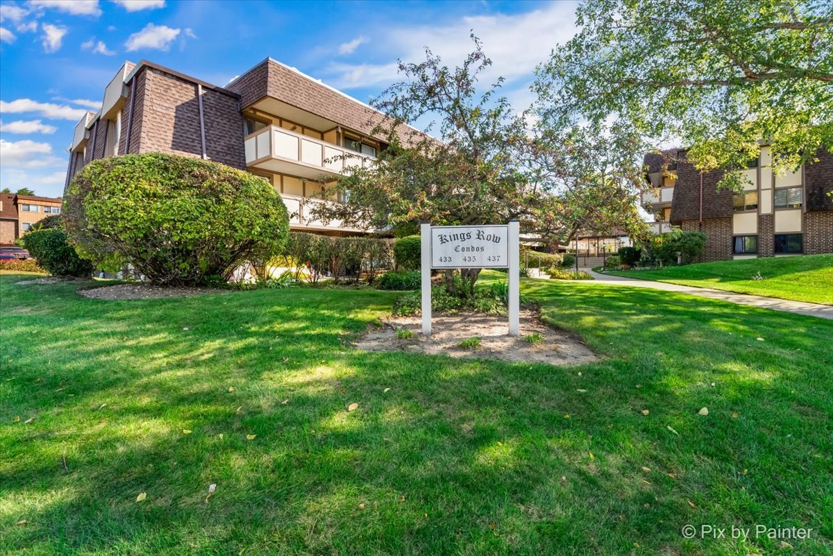 435 Cavalier Court Unit: 305