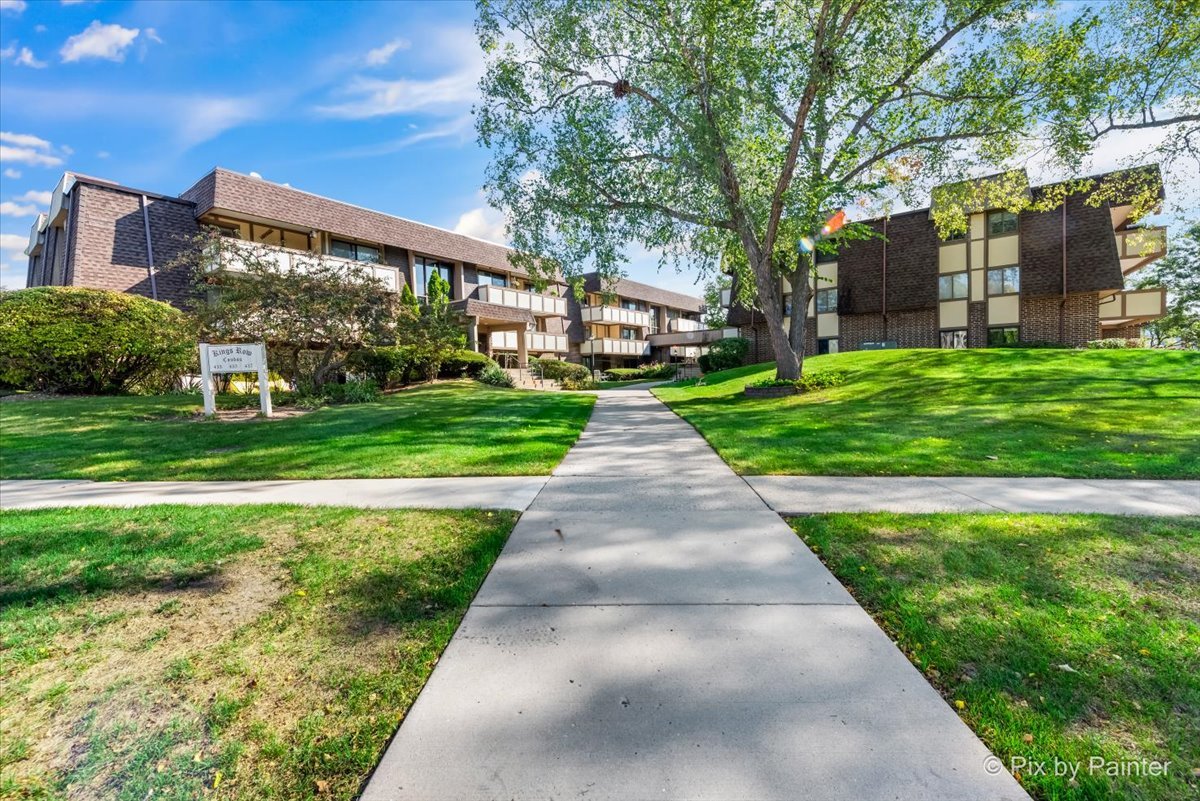 435 Cavalier Court Unit: 305