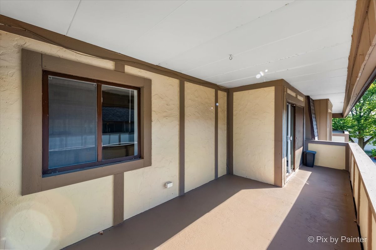 435 Cavalier Court Unit: 305