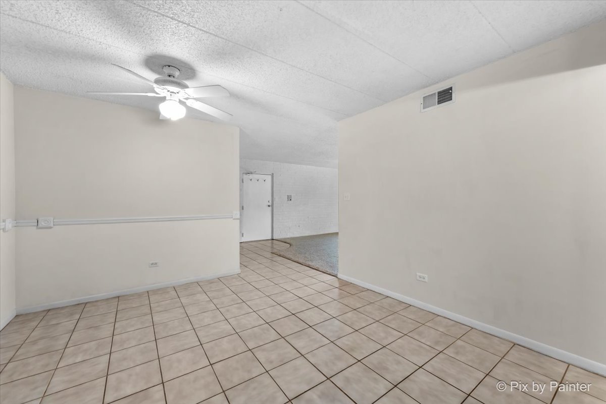 435 Cavalier Court Unit: 305