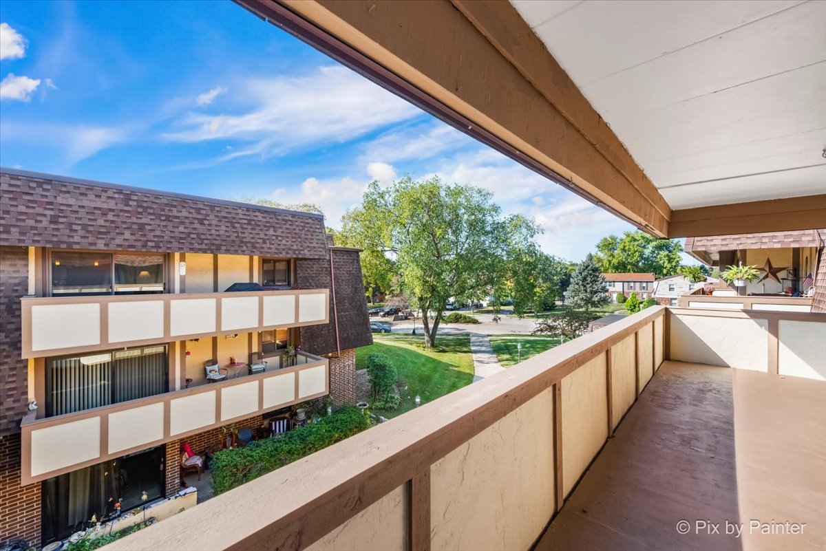 435 Cavalier Court Unit: 305
