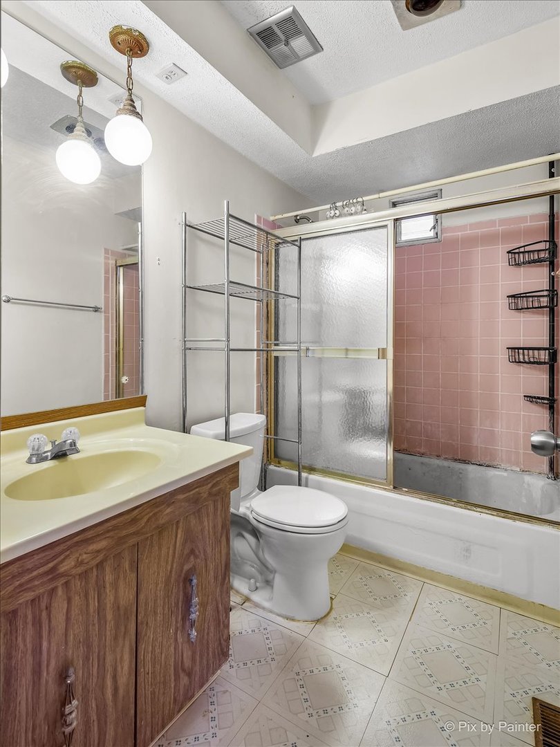 6129 Kit Carson Drive Unit: 6129
