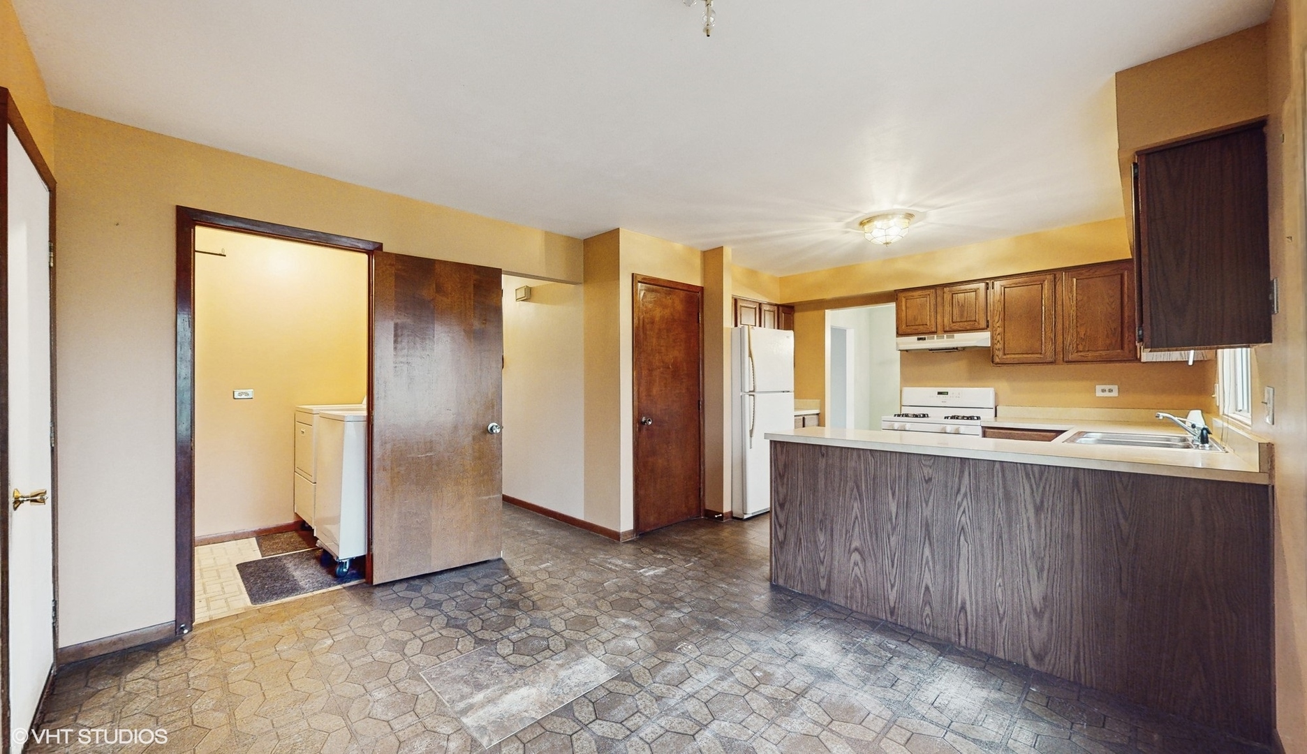 1145 La Fayette Drive