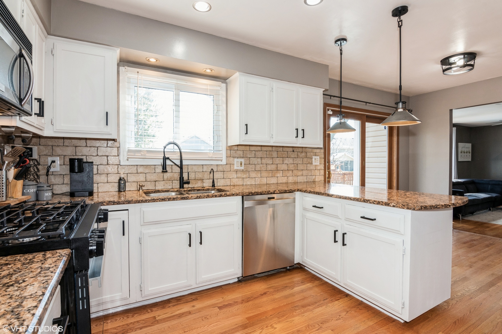 3209 Charlemagne Lane