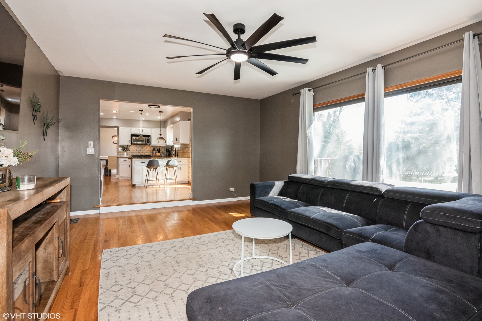 3209 Charlemagne Lane