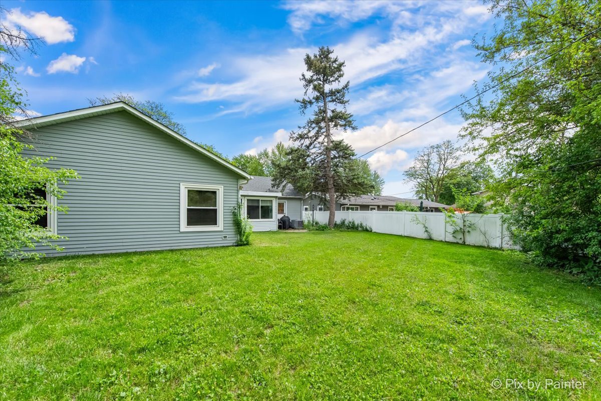 706 Parkside Circle