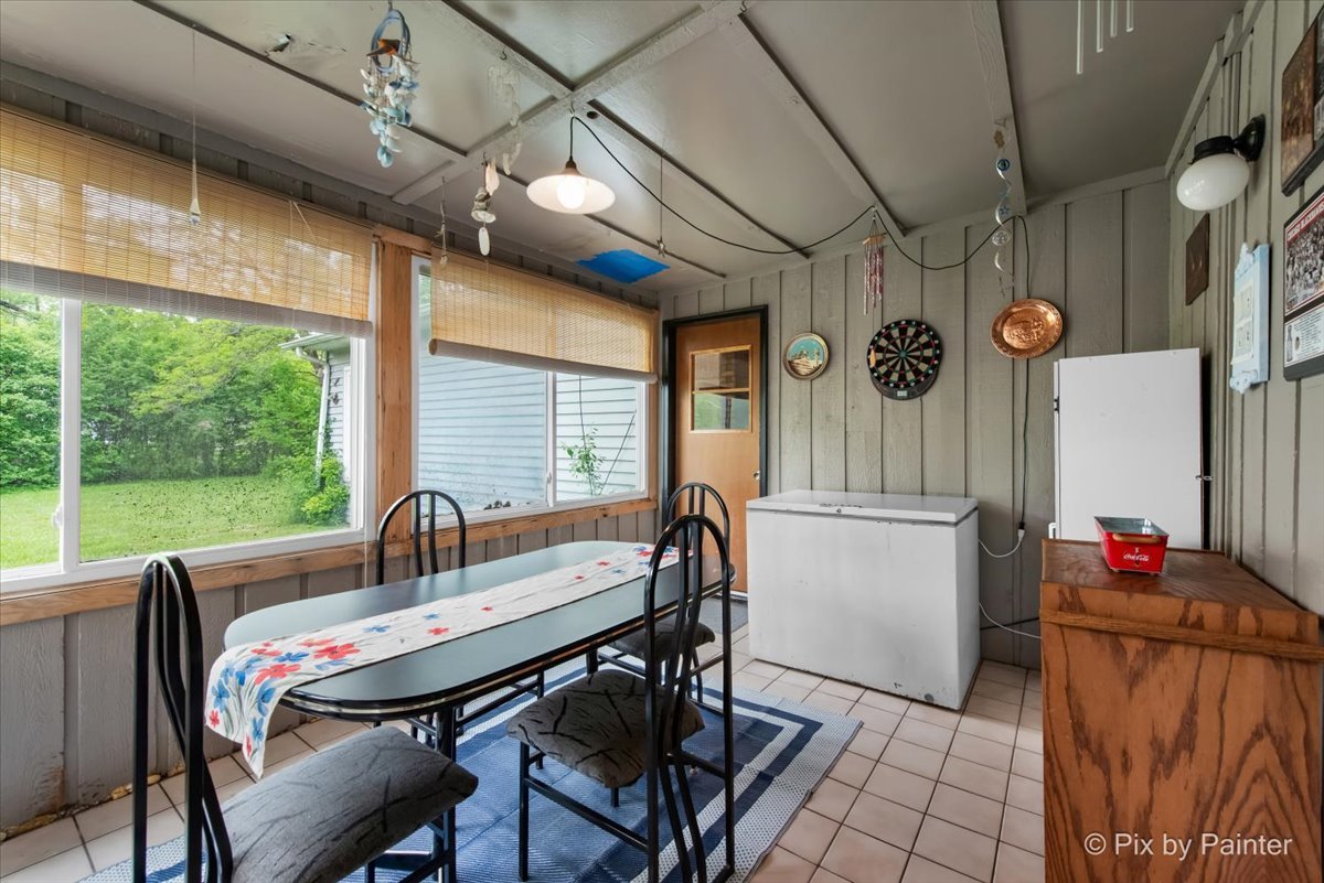 706 Parkside Circle