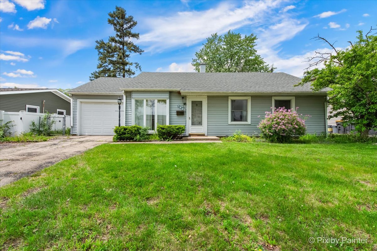 706 Parkside Circle