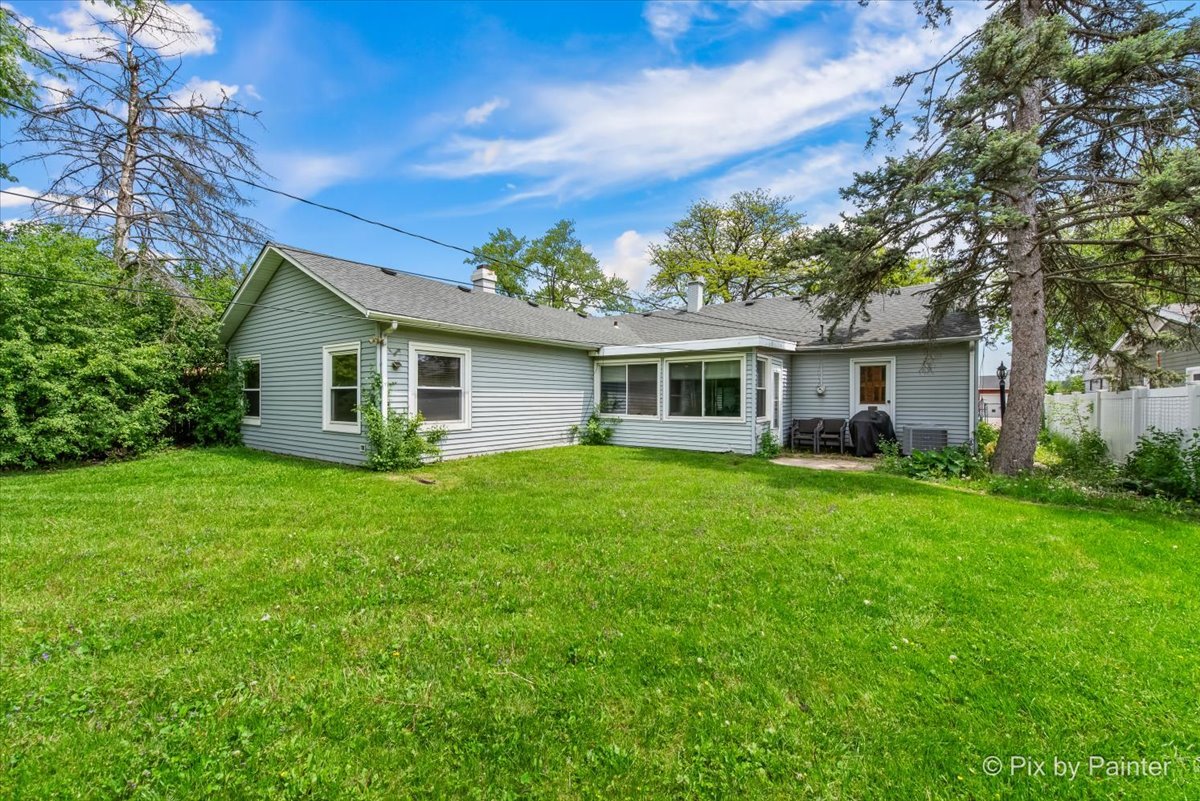 706 Parkside Circle