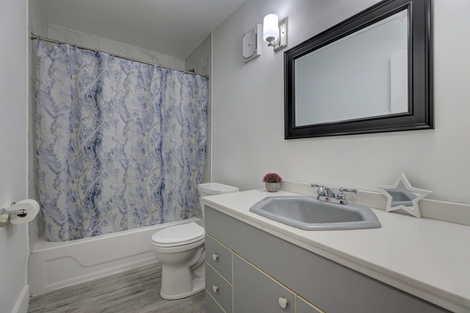 719 N Killarney Court Unit: 2B