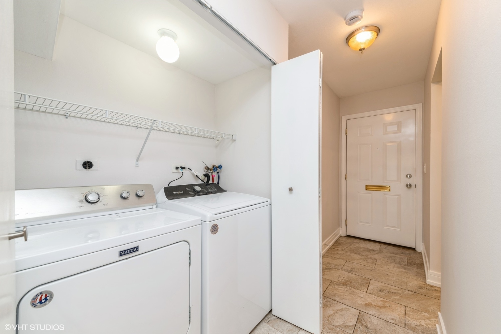 1841 SESSIONS WALK Drive Unit: 1841