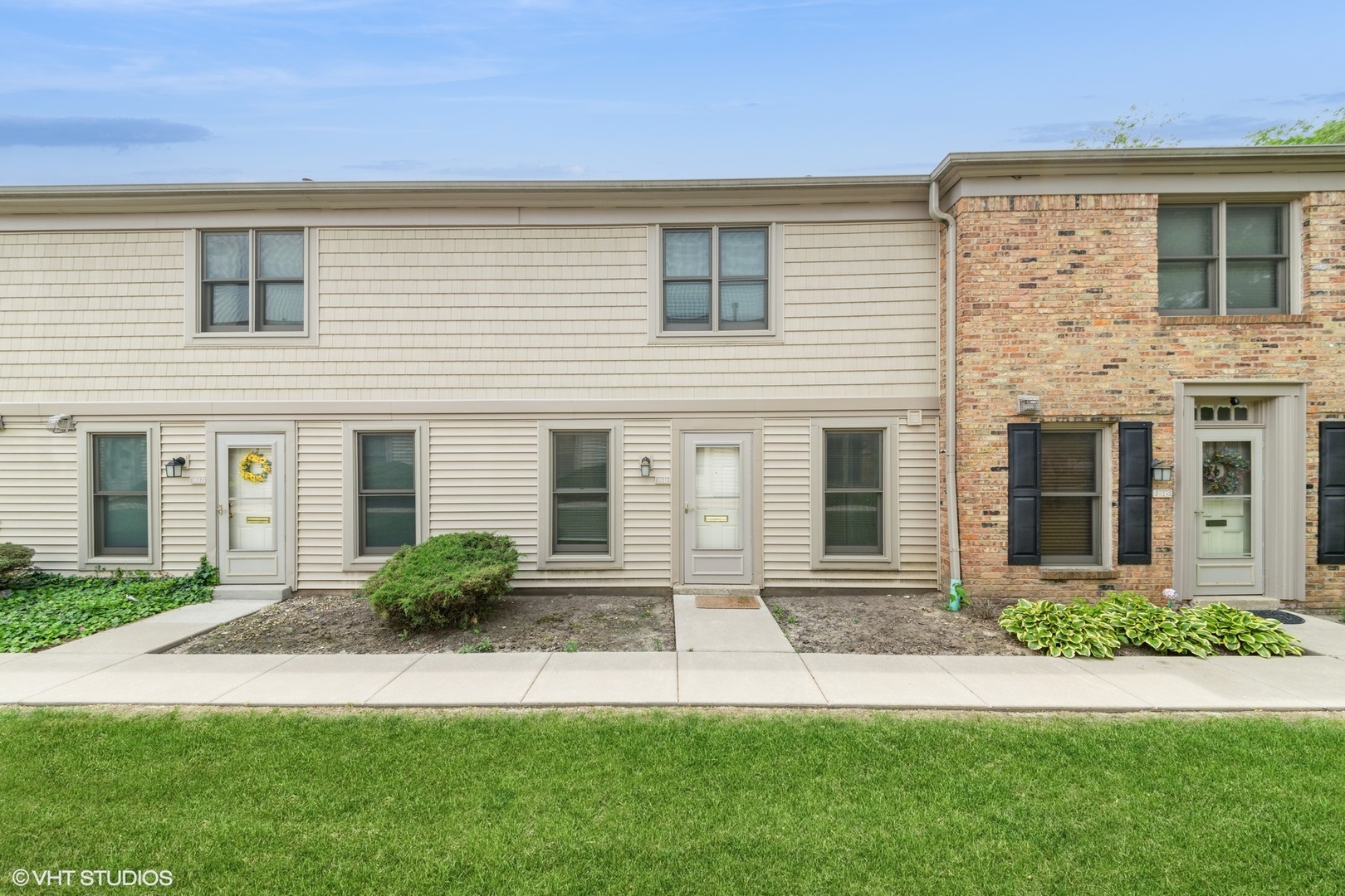 1841 SESSIONS WALK Drive Unit: 1841