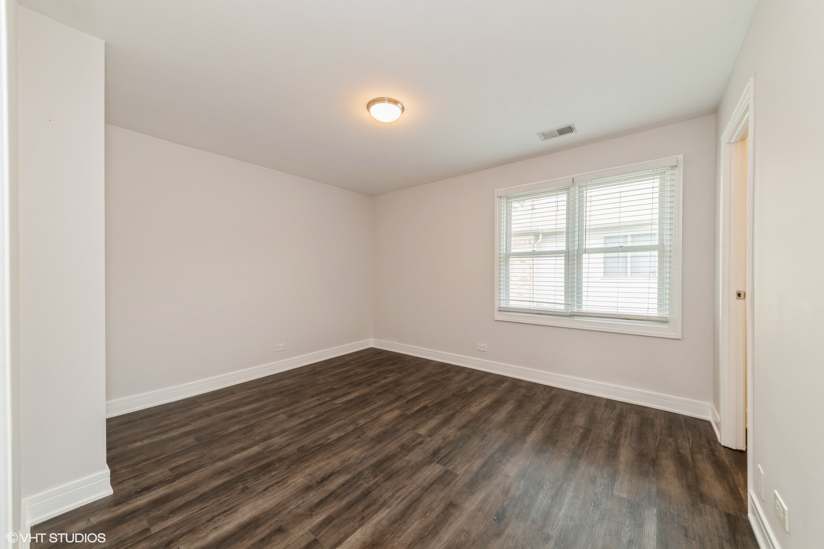 1841 SESSIONS WALK Drive Unit: 1841