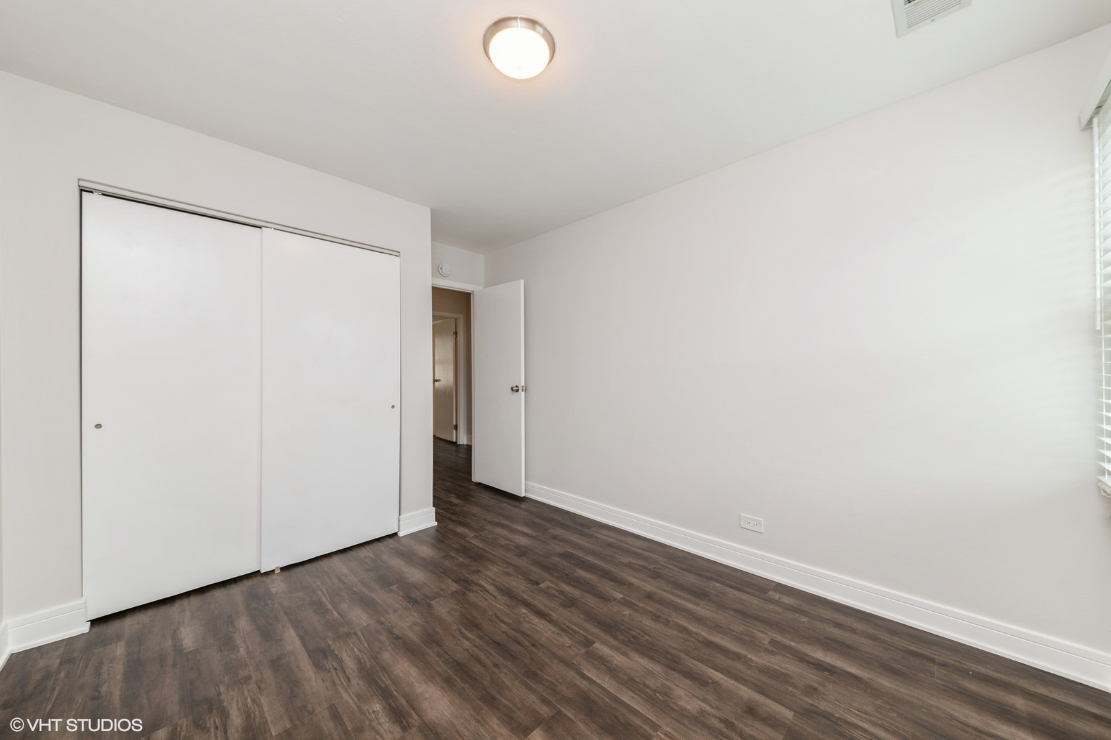 1841 SESSIONS WALK Drive Unit: 1841