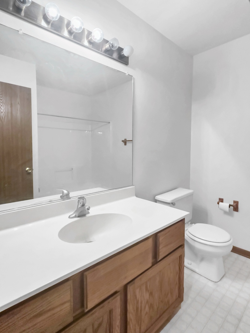 565 Dean Drive Unit: I