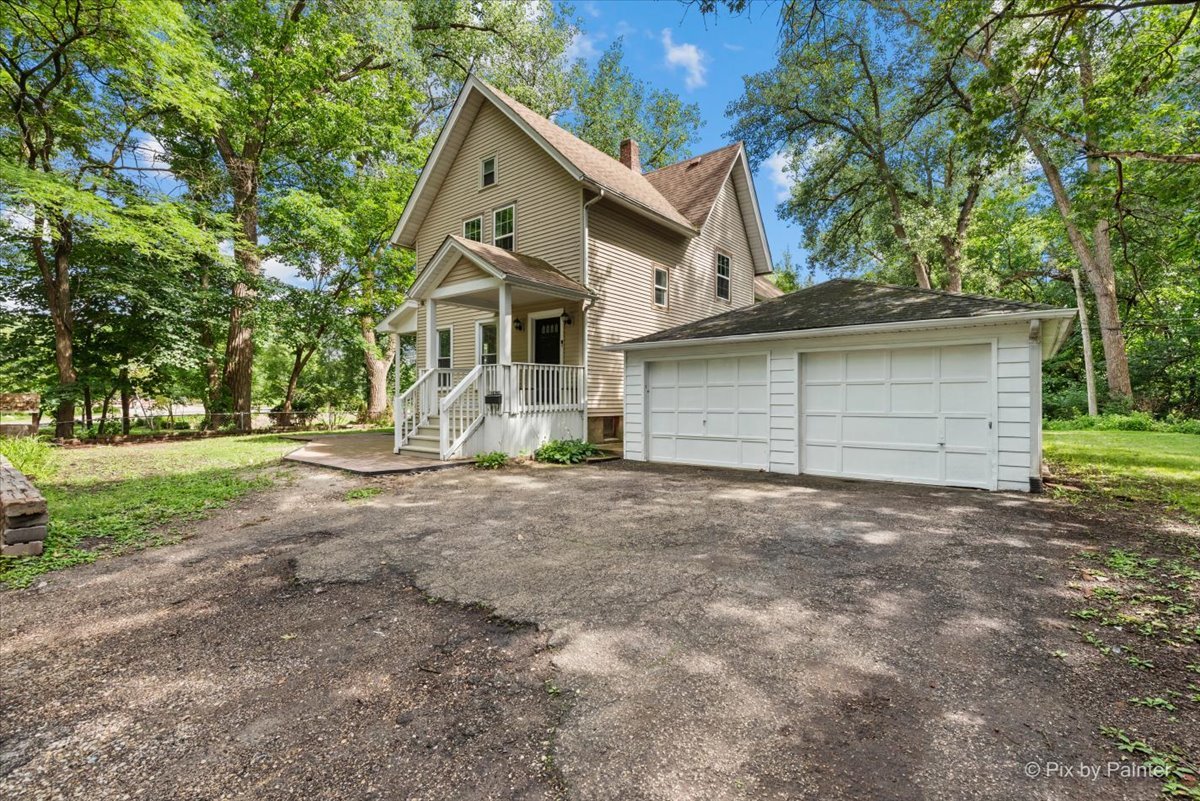 767 DIXON Avenue