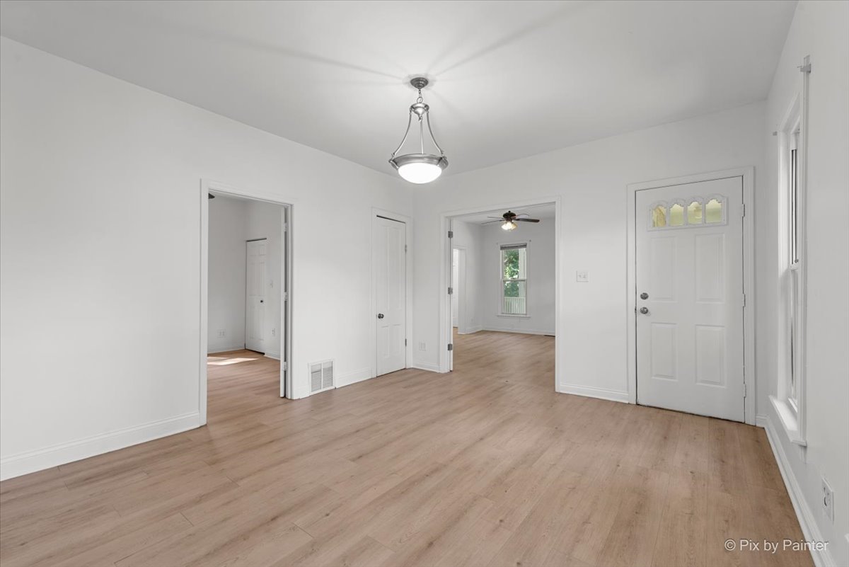 767 DIXON Avenue