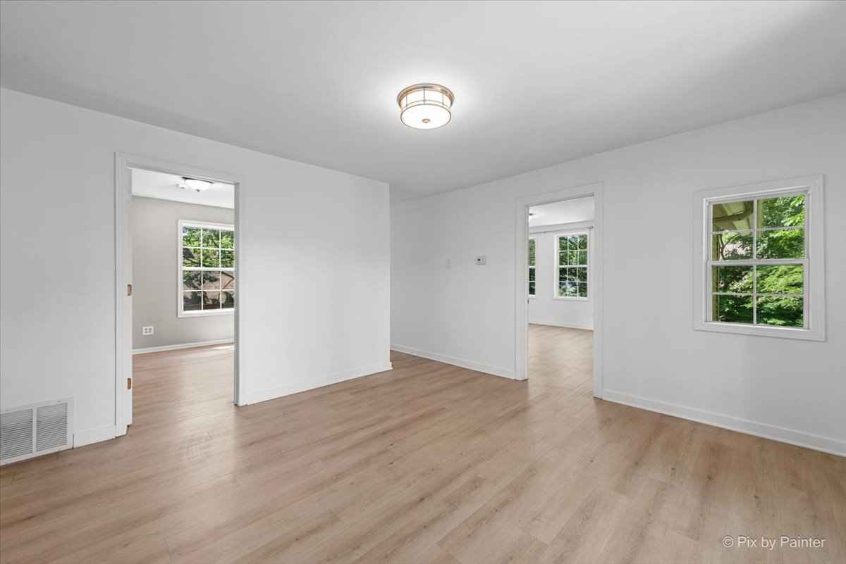 767 DIXON Avenue