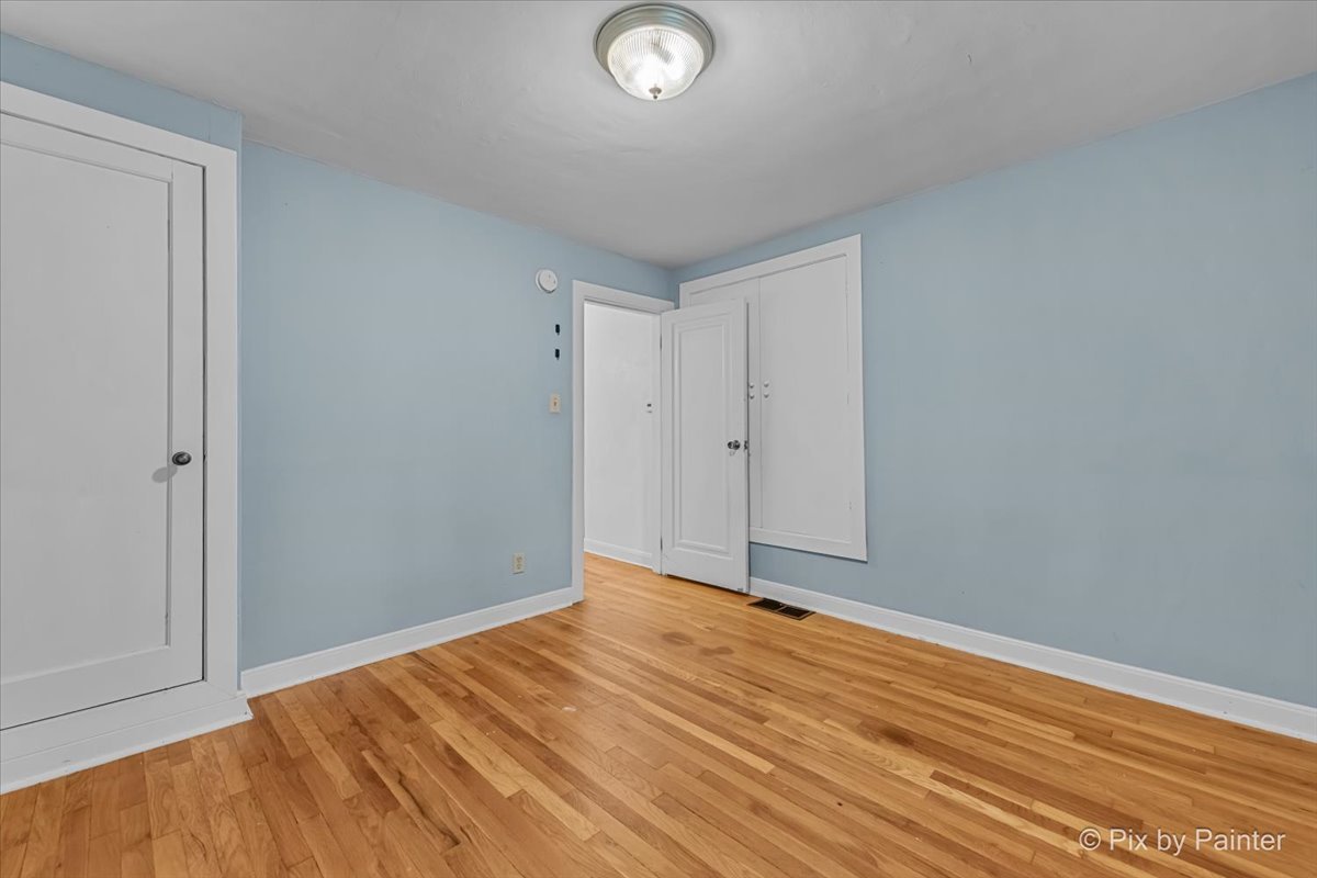 29 S Weston Avenue