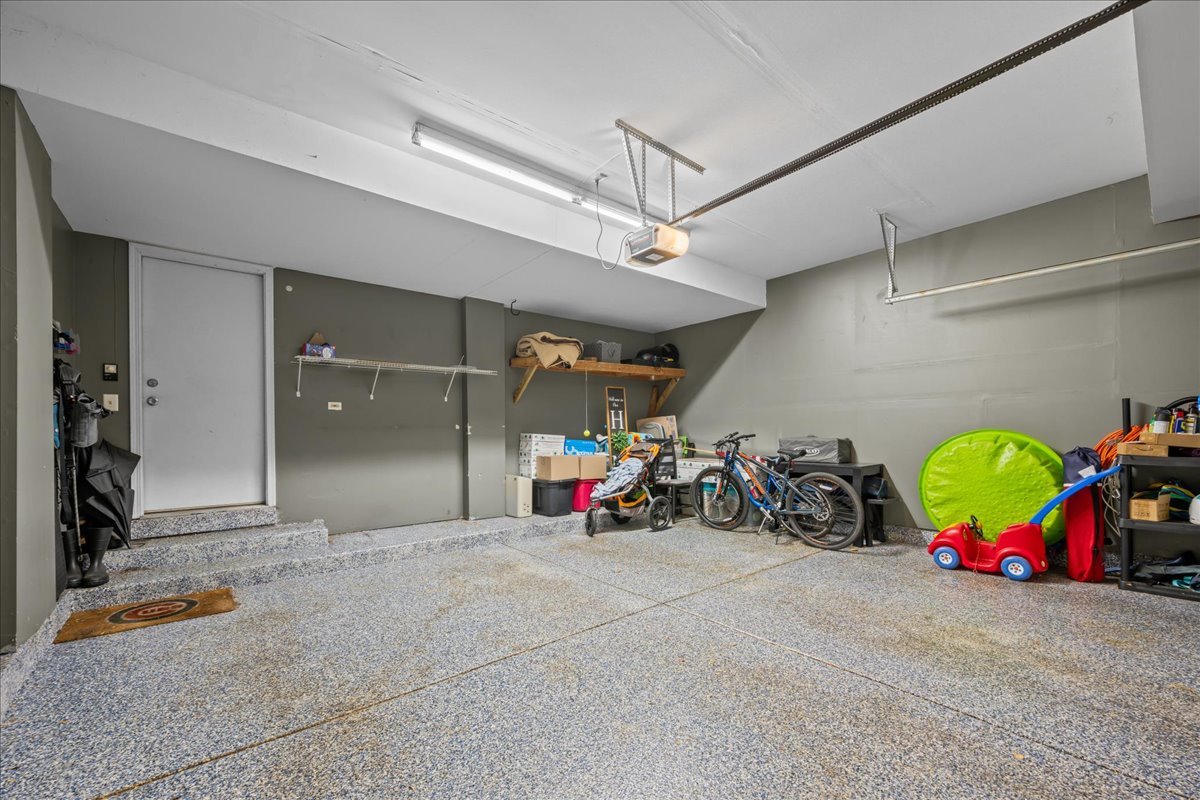 8 Ione Drive Unit: C