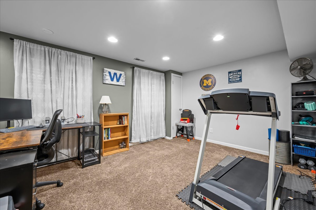 8 Ione Drive Unit: C