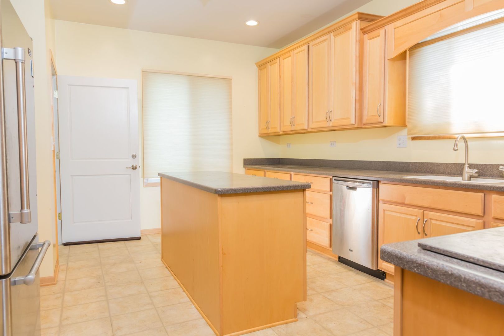 523 N LIBERTY Street