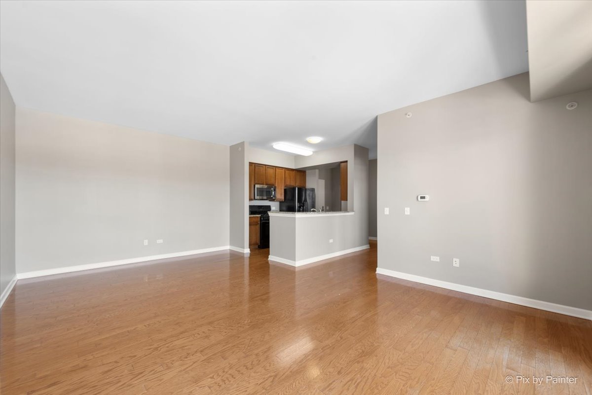 50 S Grove Avenue Unit: 514