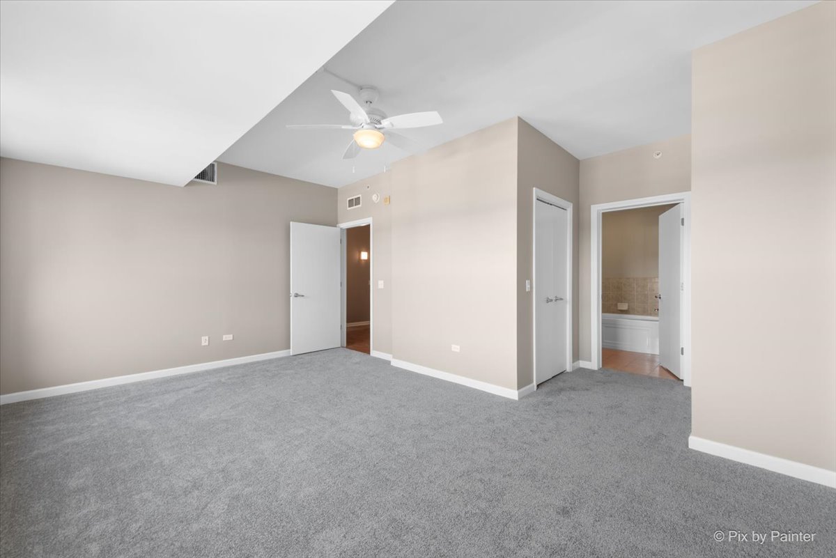 50 S Grove Avenue Unit: 514