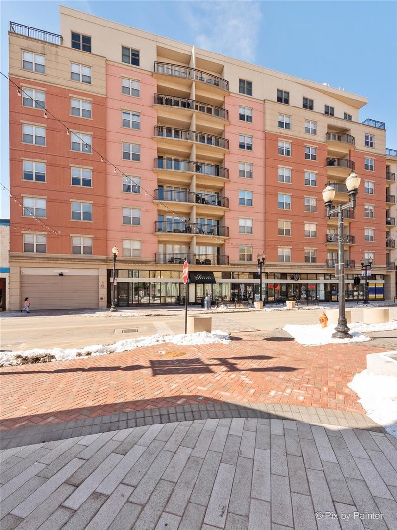 50 S Grove Avenue Unit: 514