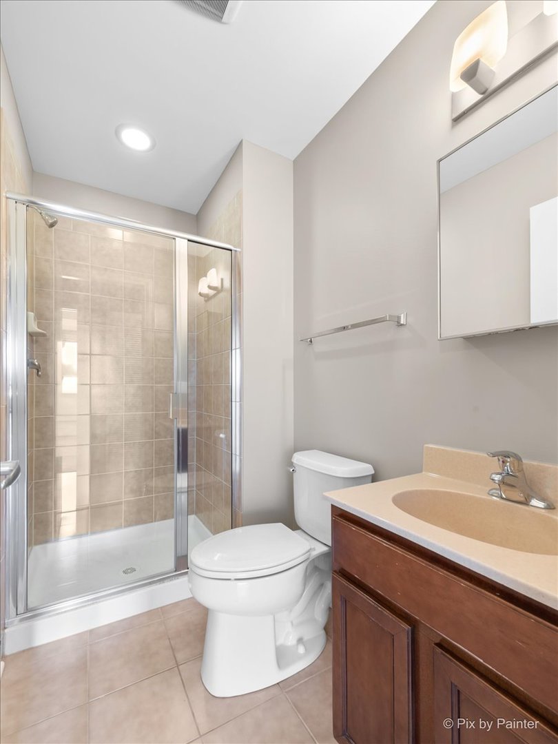 50 S Grove Avenue Unit: 514