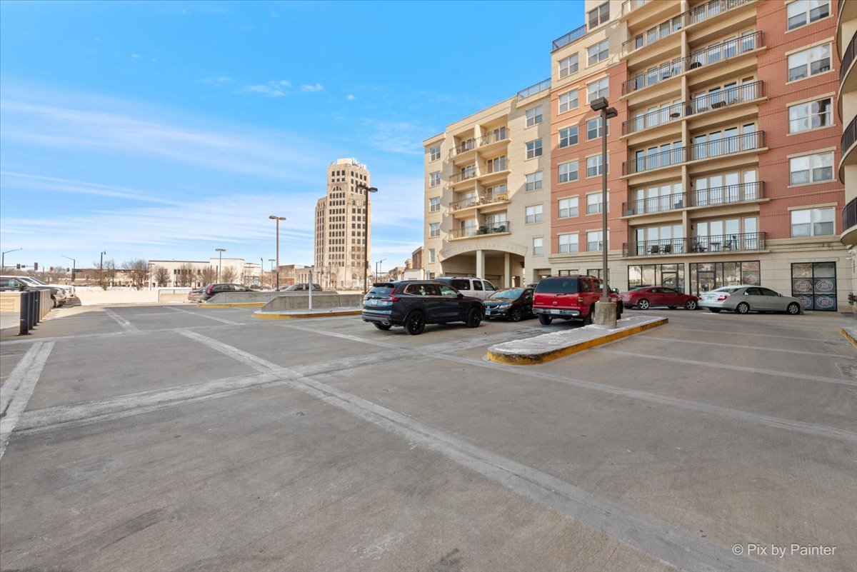 50 S Grove Avenue Unit: 514