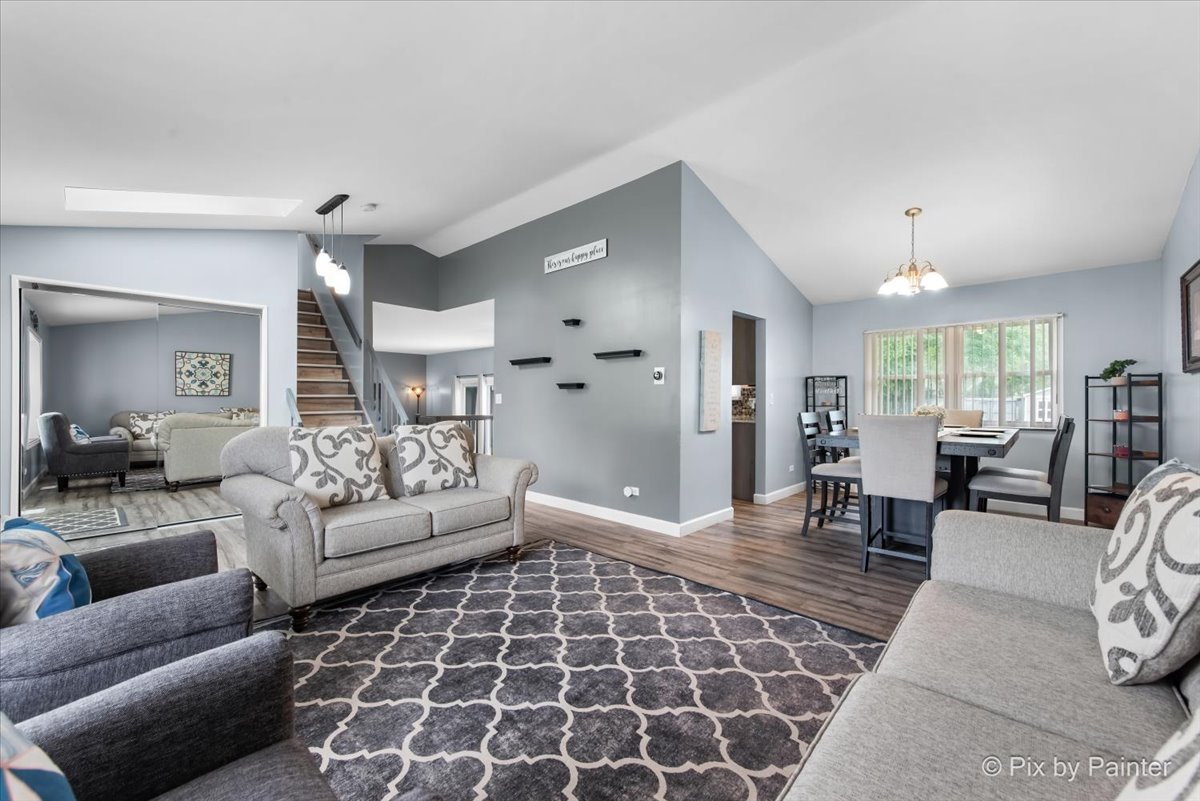 108 Ascot Lane