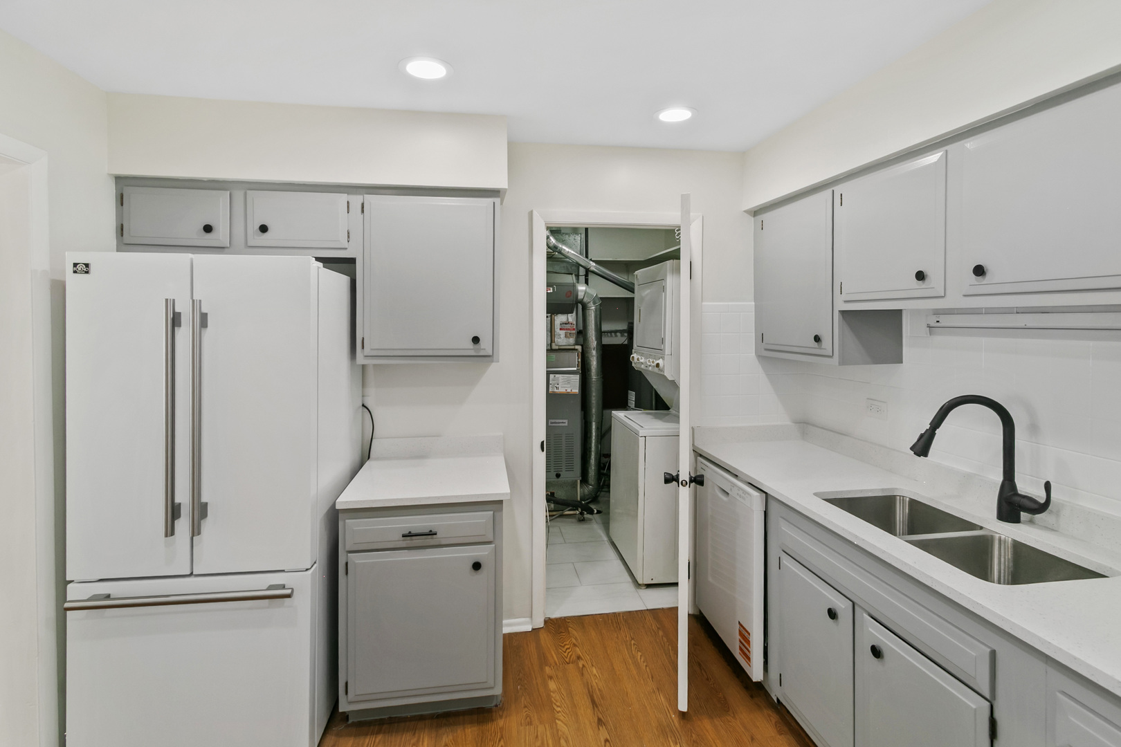 7523 Bristol Lane Unit: A