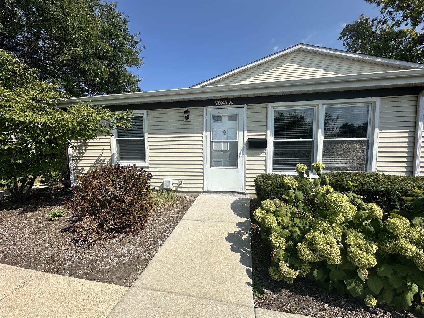 7523 Bristol Lane Unit: A