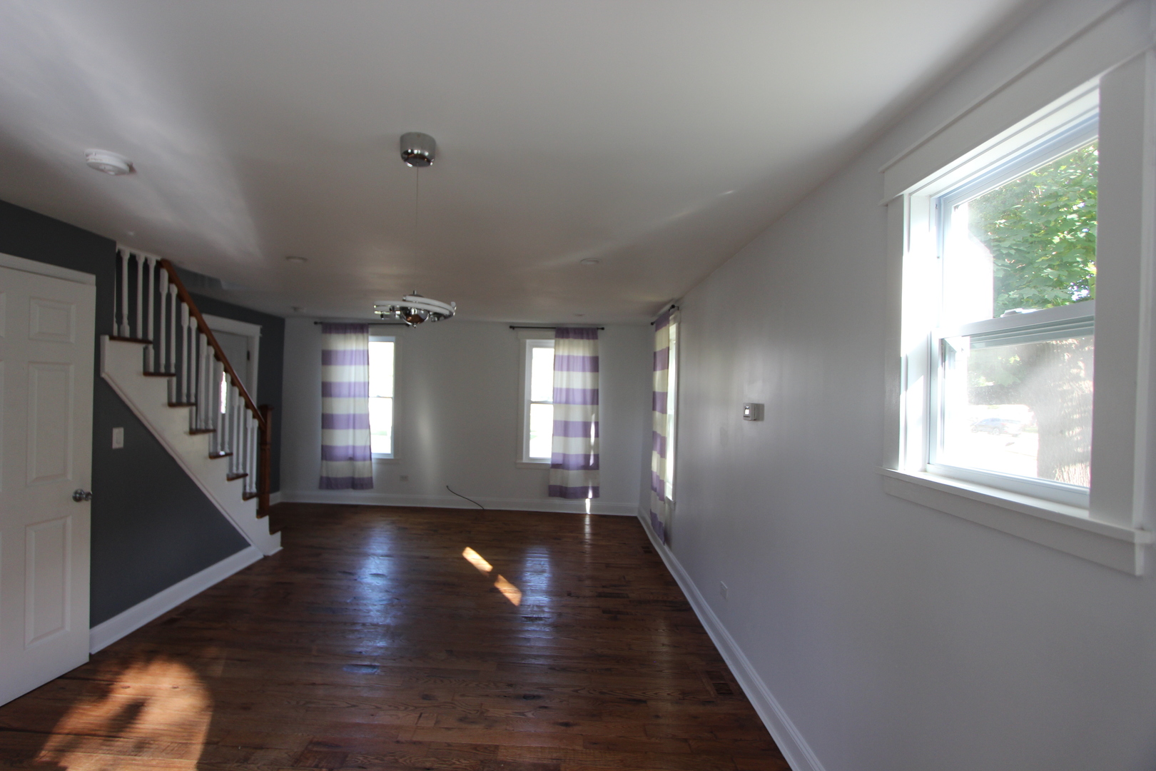 633 1/2 Whitney Boulevard