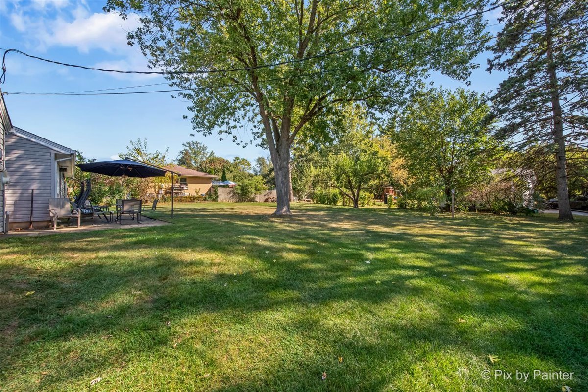 1103 LAWRENCE Avenue