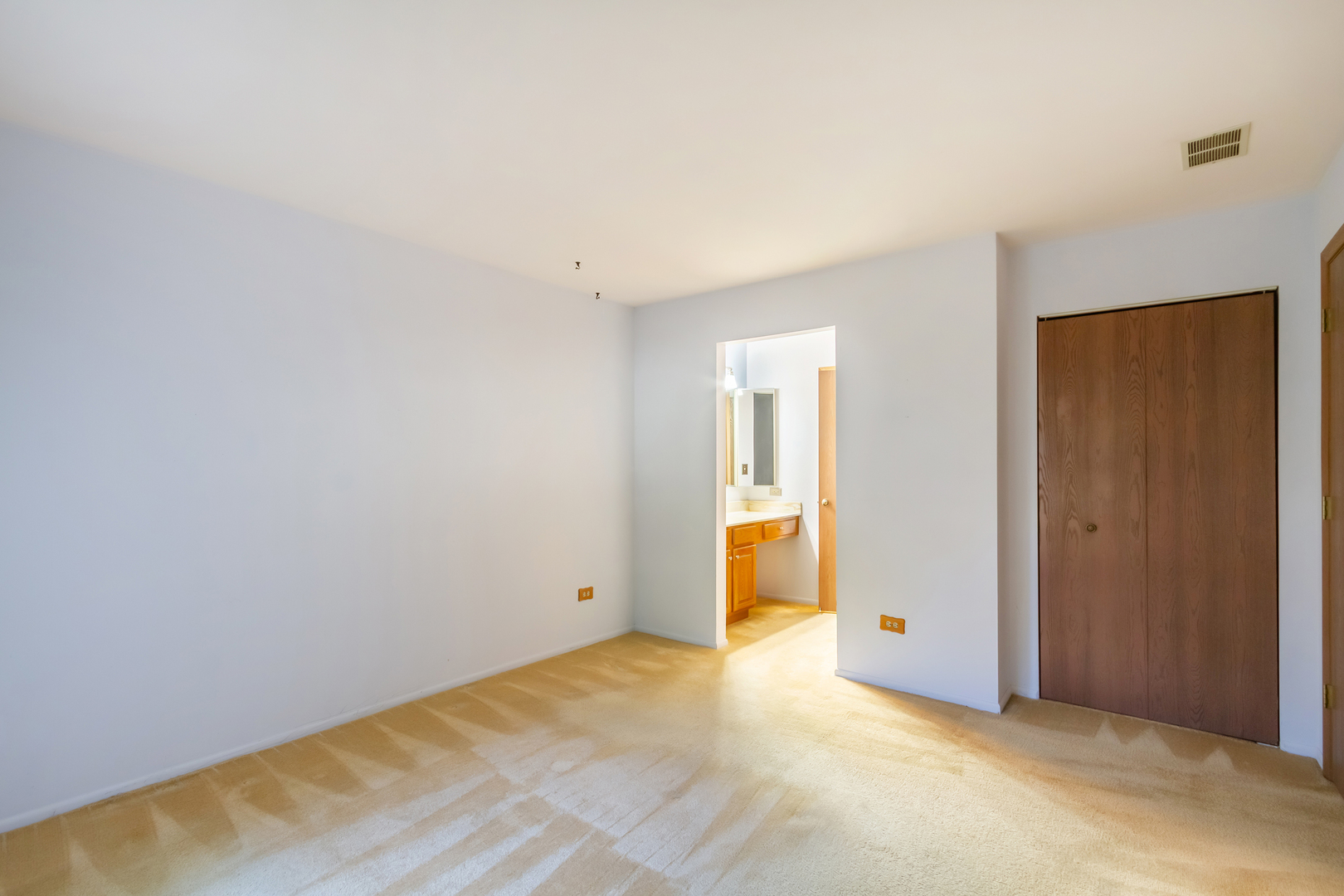 1405 Creekside Court Unit: B